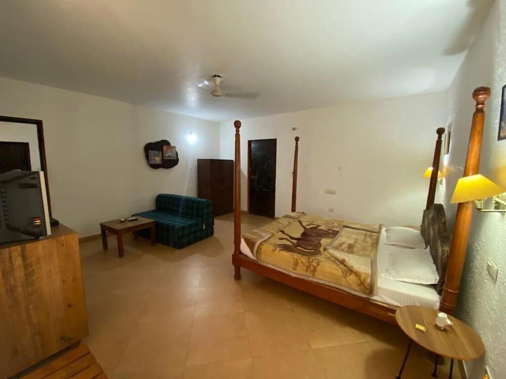 Tigerwoods Kanha Resorts & Spa