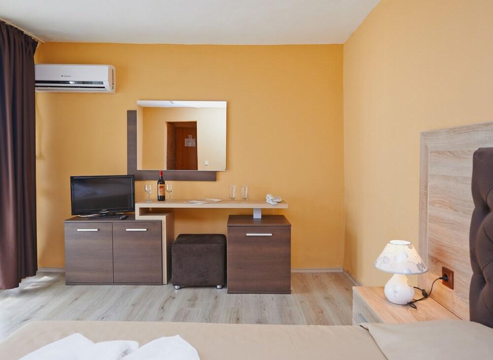 Interhotel Pomorie Beach