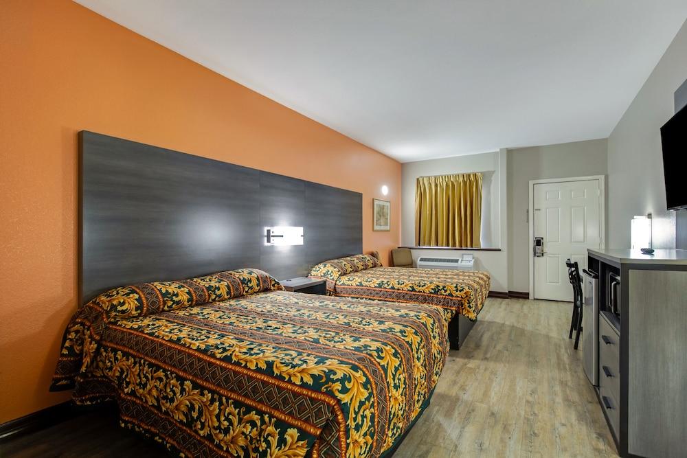 Executive Inn & Suites