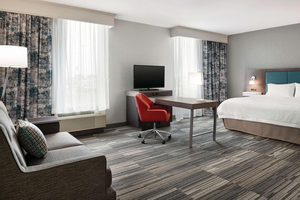 Hampton Inn Champaign Southwest