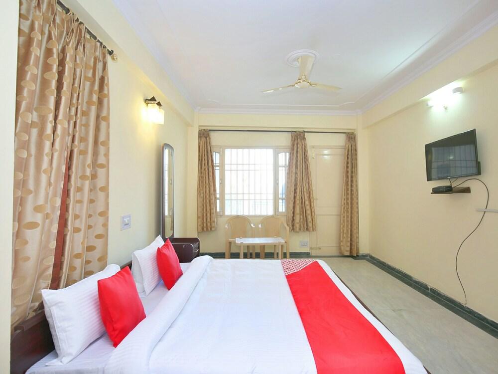 OYO 14084 Home Hill View Studio Barog