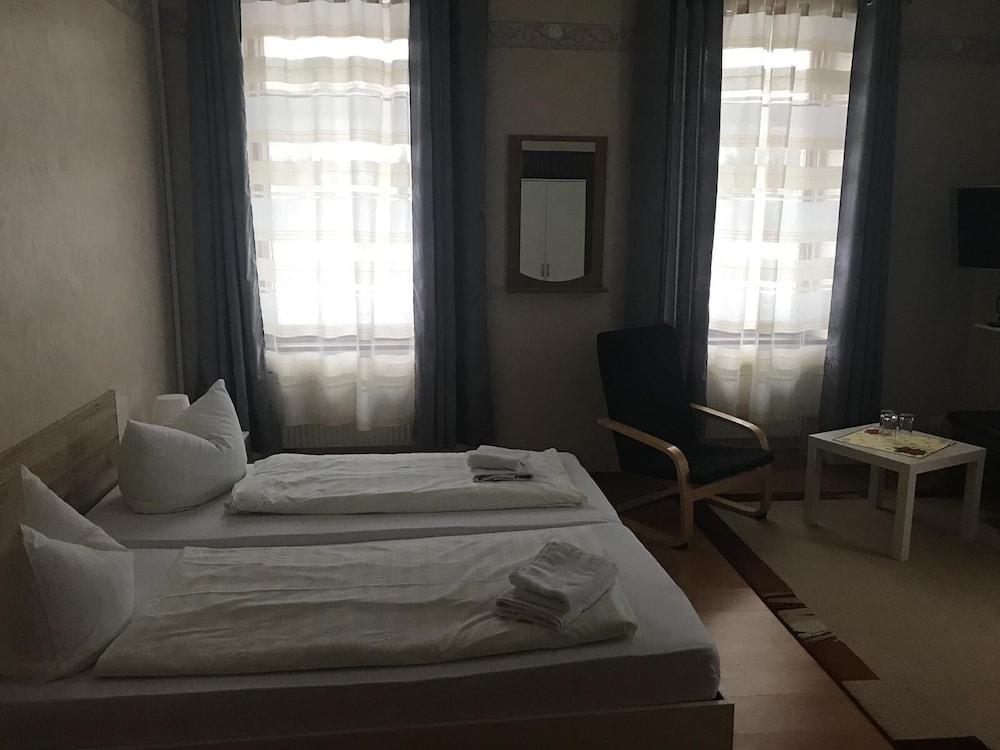 Pension zur alten Schule