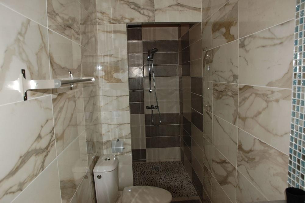 Ernaa Chambres D'Hotes