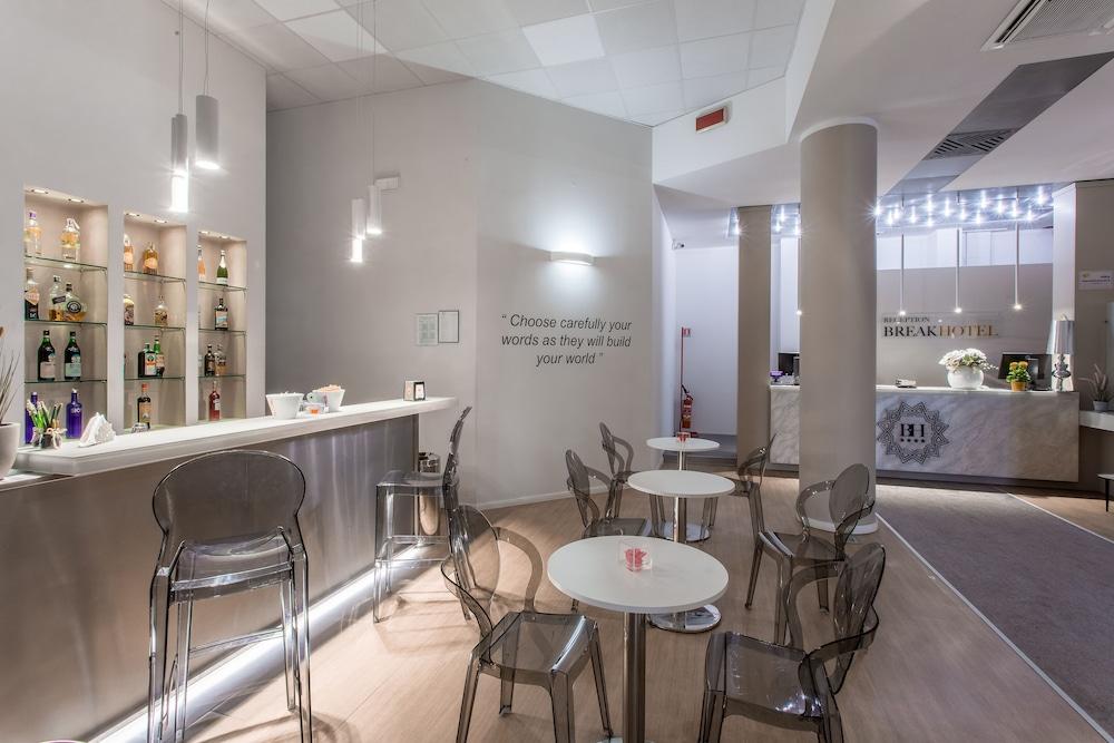 Break Hotel