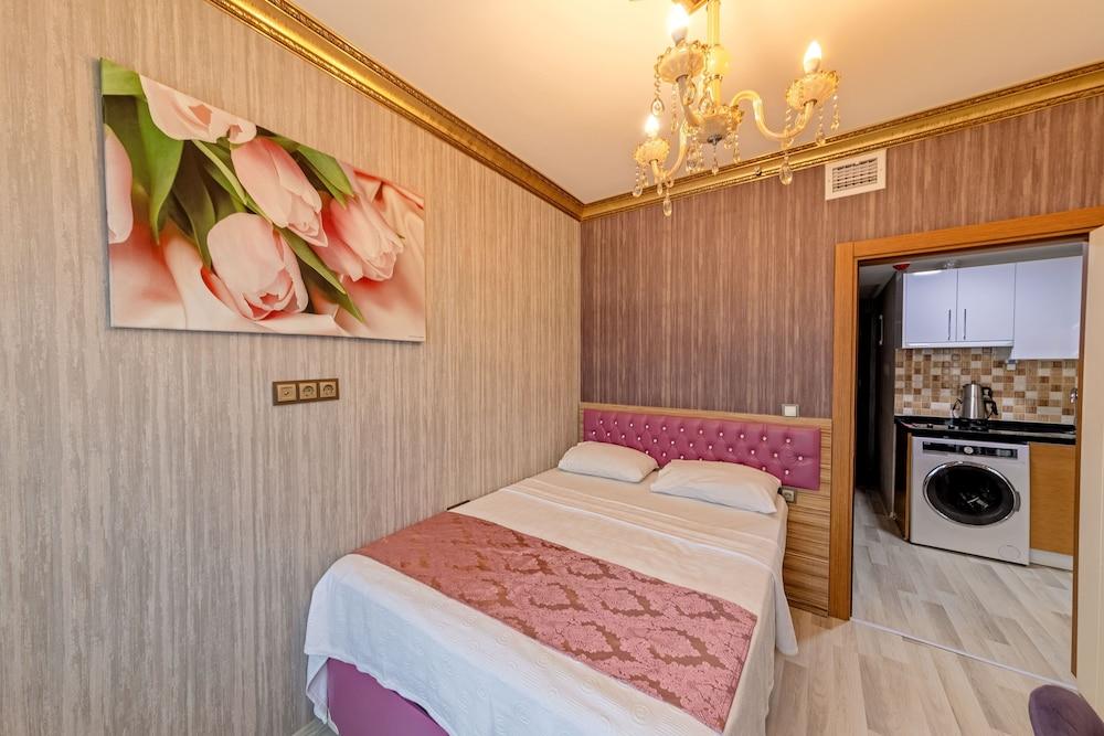 Royal Babil Suites