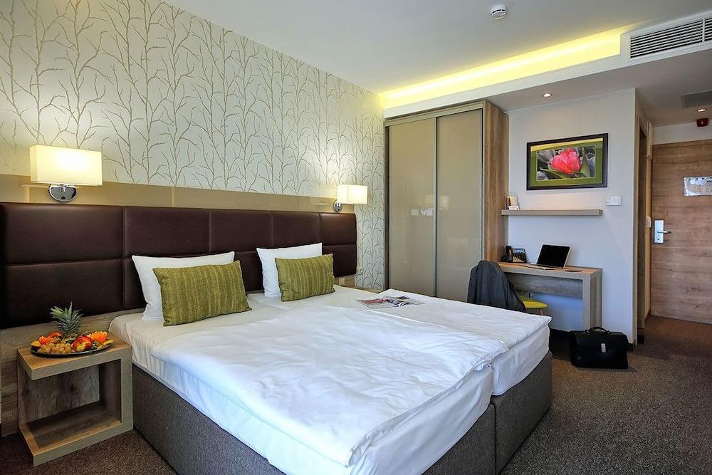 Nádas Tó Park Hotel