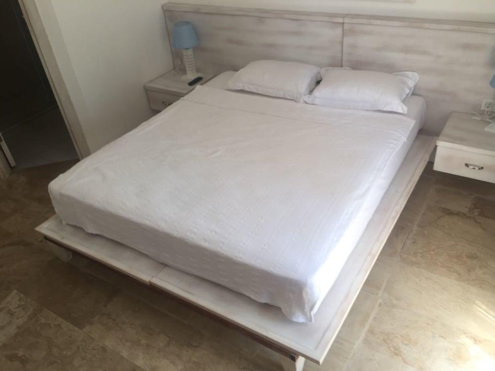 No 111 Boutique Hotel