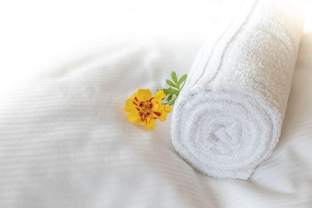 Green Park Apartments