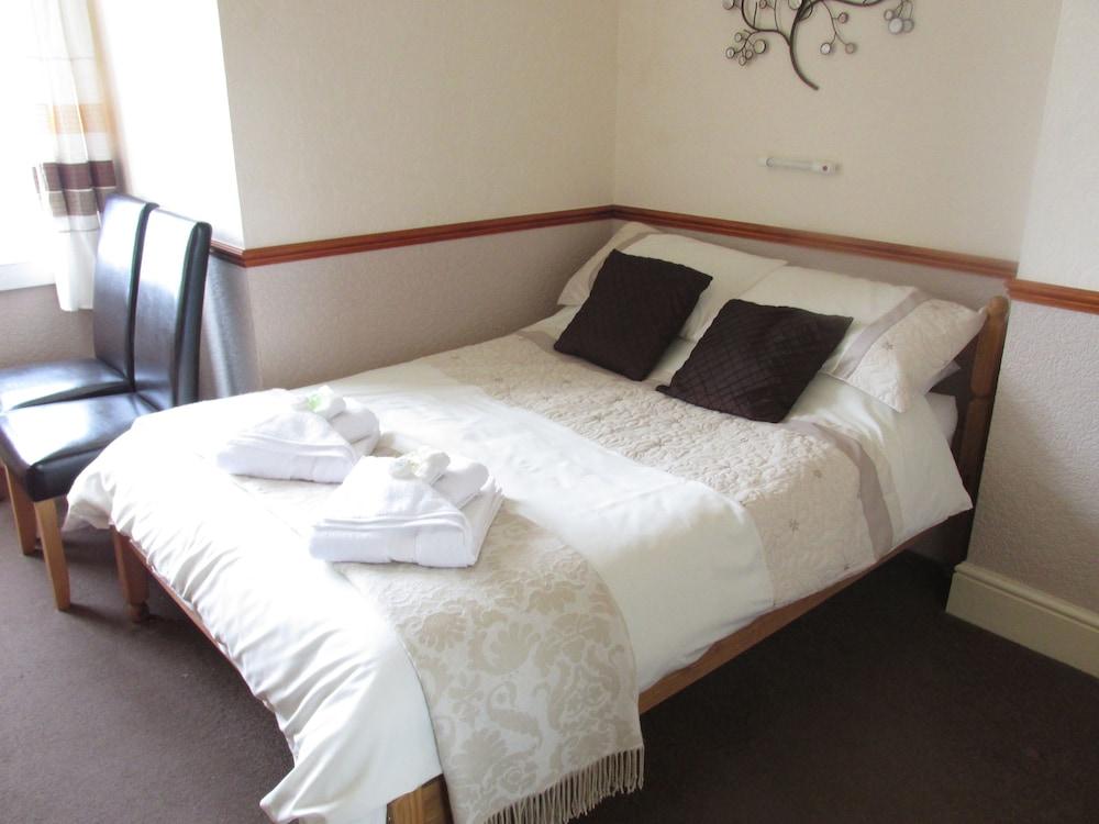 Tregella Guest House