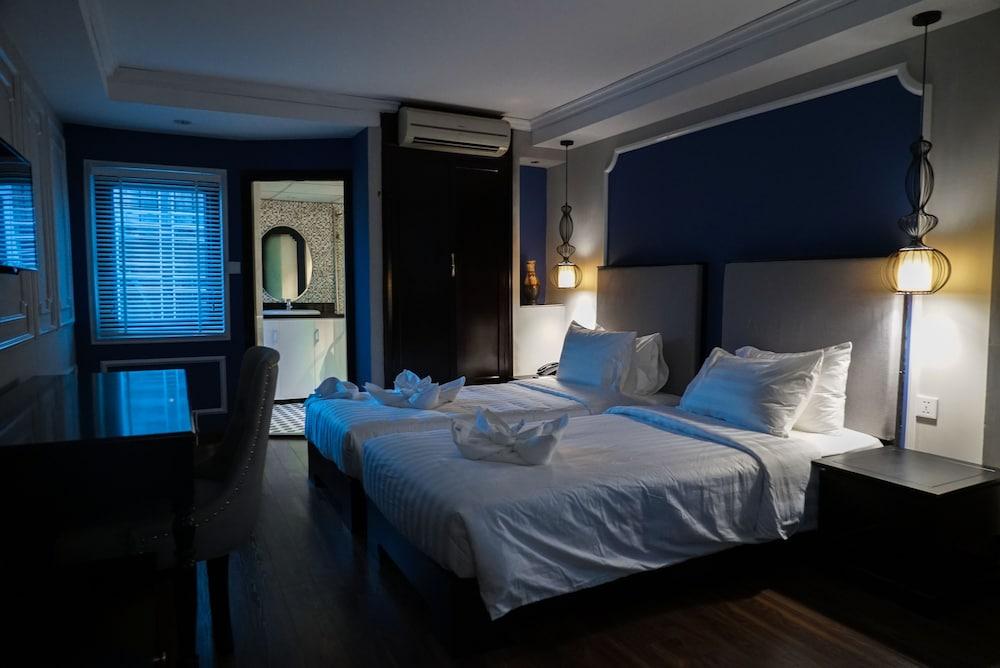 Hanoi La Castela Hotel