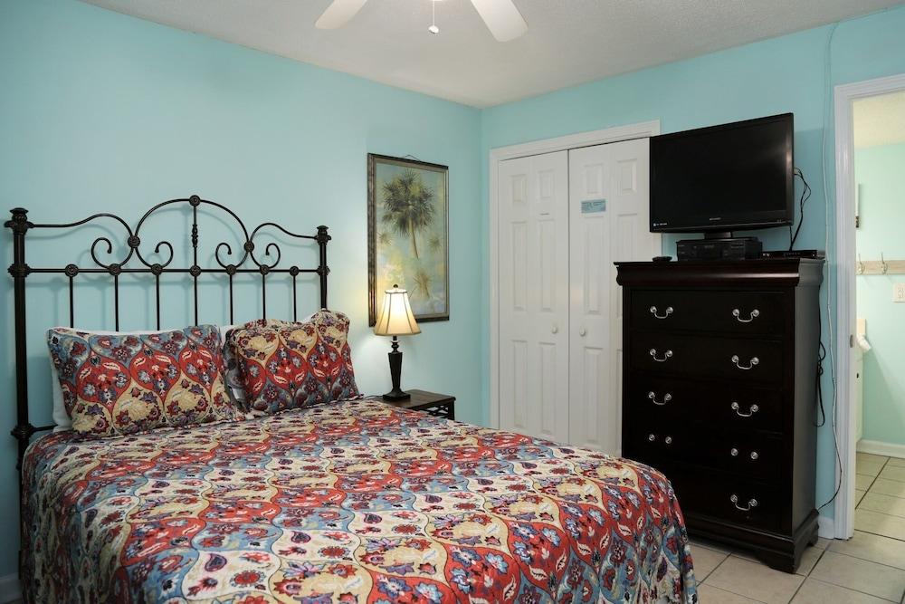 Castaways 1b 2 Bedroom Condo