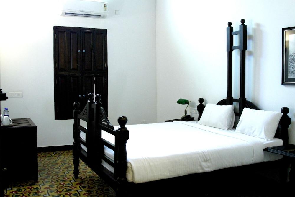 Waterfront Granary A Museum Hotel