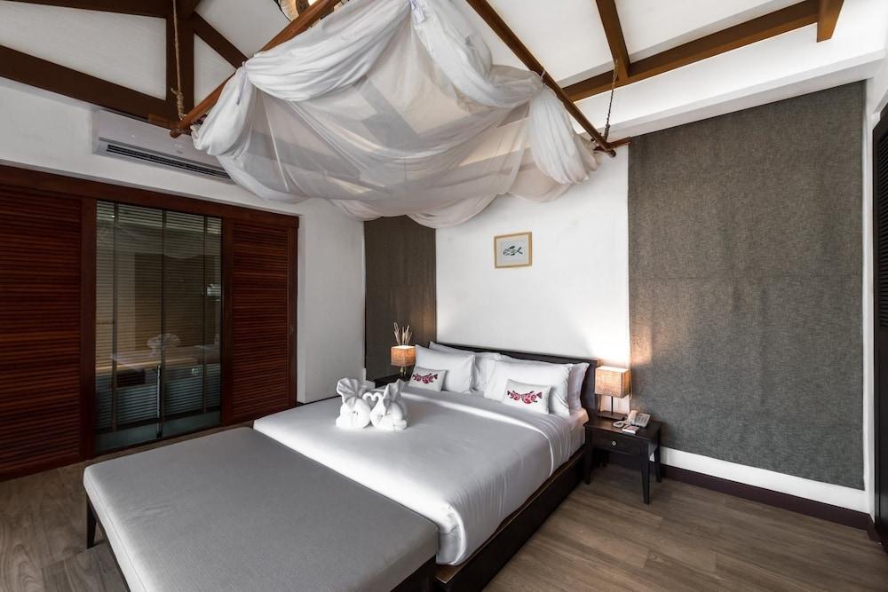 Triple Tree Beach Resort