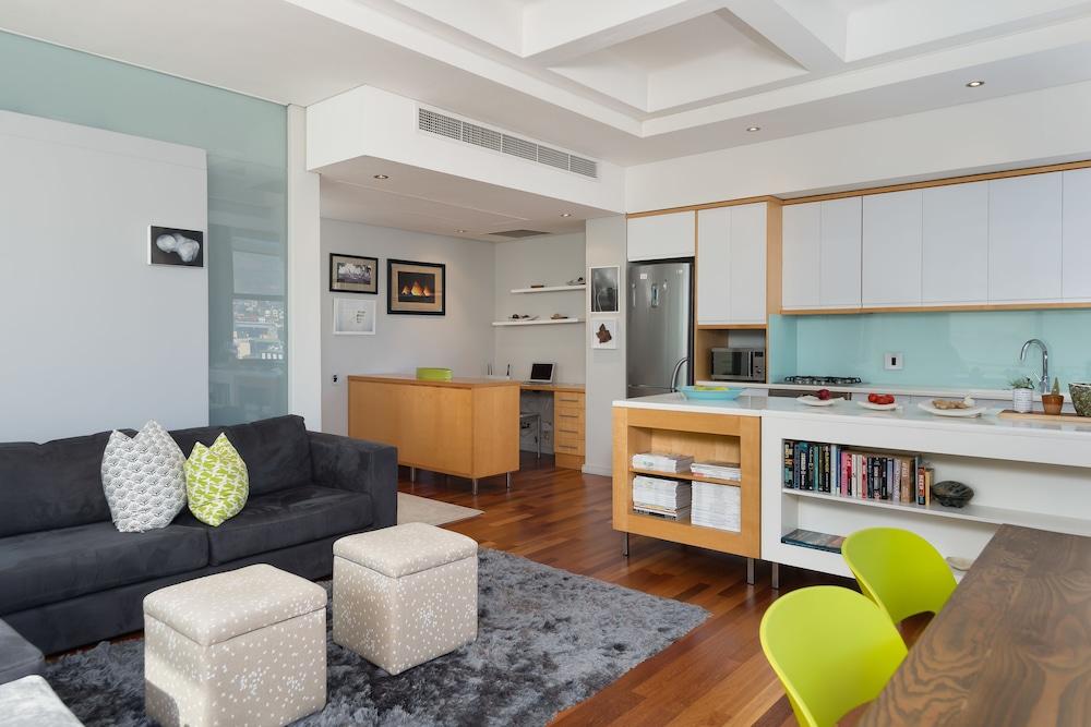 Cartwrights Corner 1506