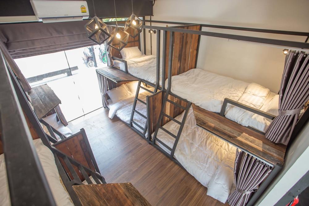 Sleep With You Hostel