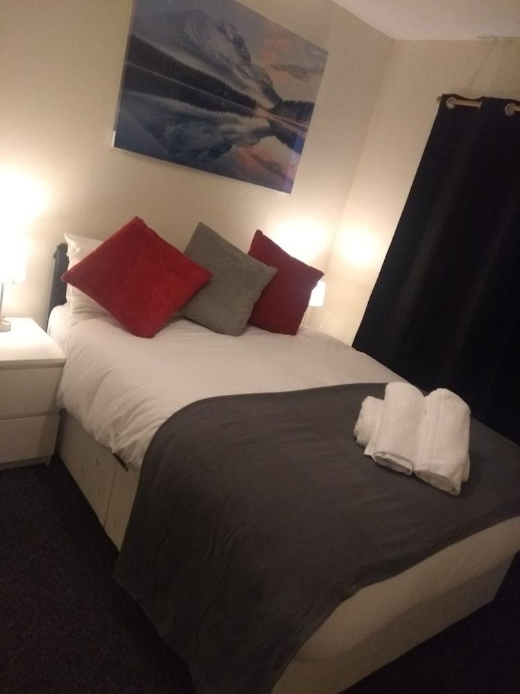 Ashburnham Apartment