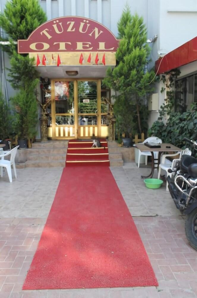Tuzun Hotel