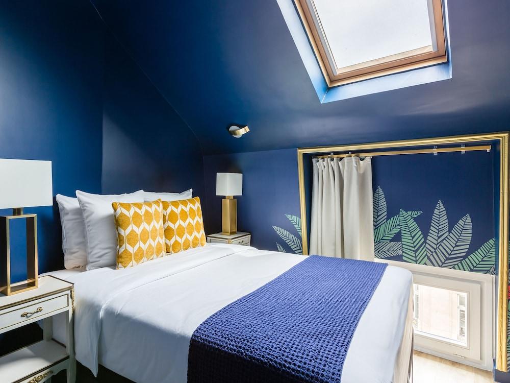 Luxury 2 Bedroom Duplex - Beautiful Monument View