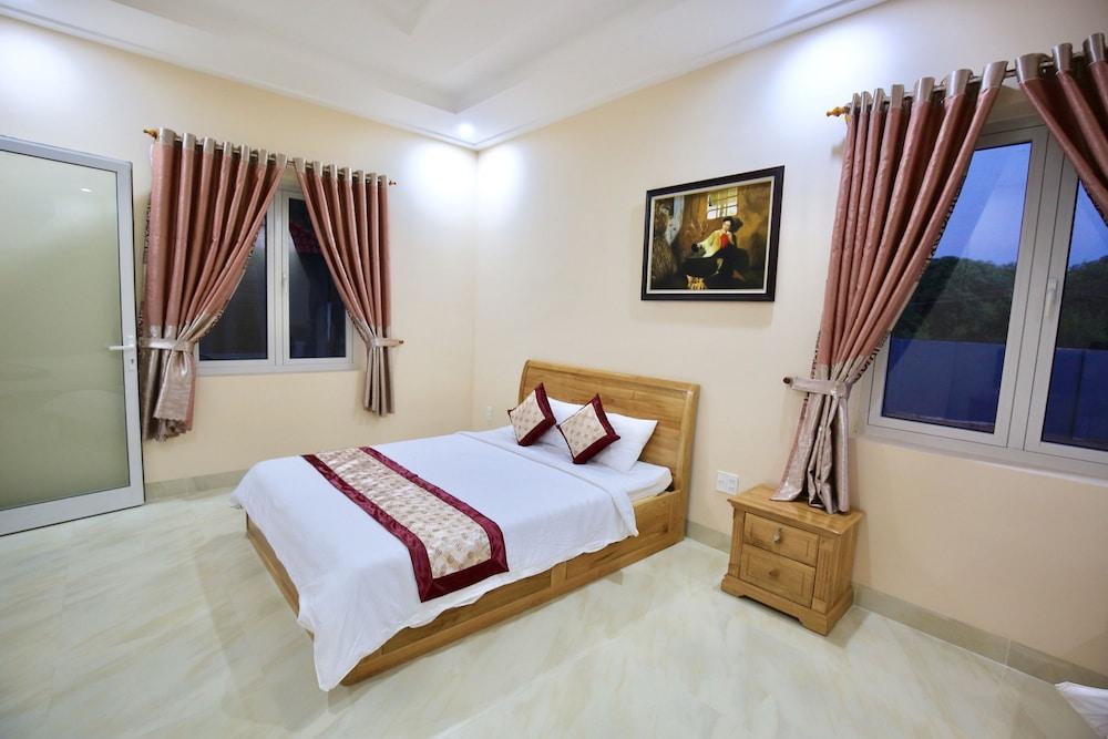 Ven Song Riverside Hotel