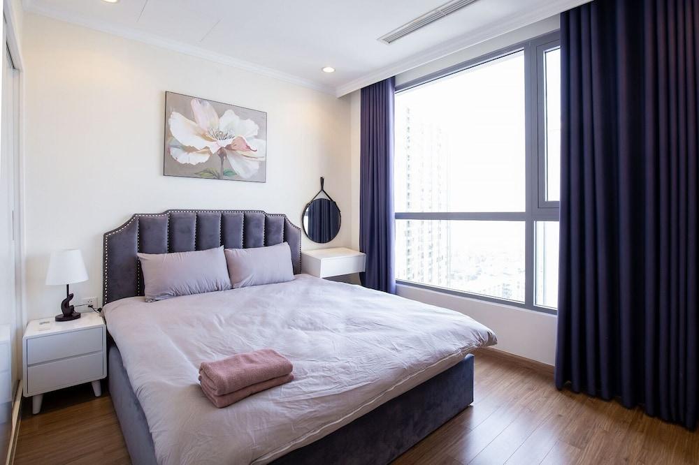 Full House Times City