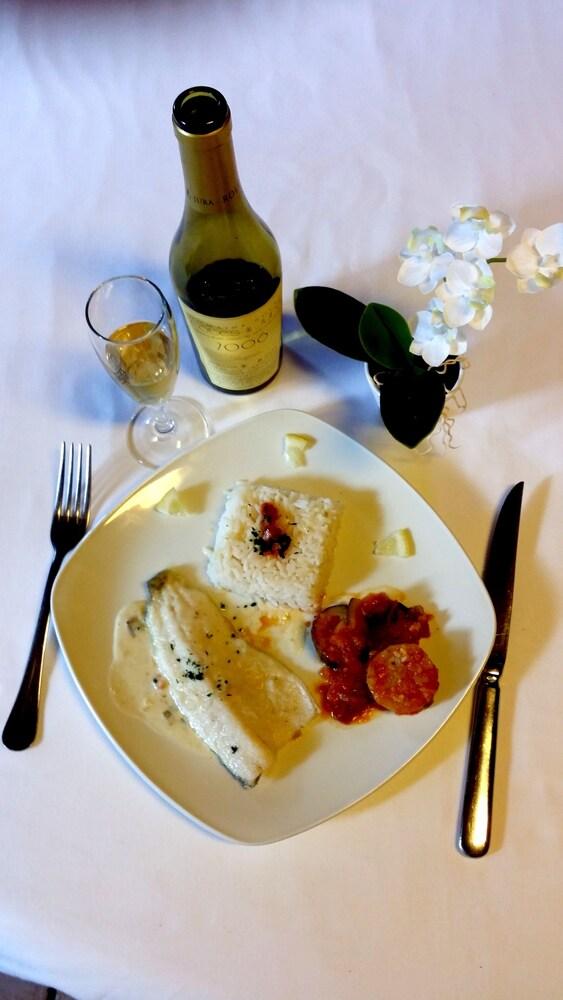 Logis Hôtel Les Bruyères