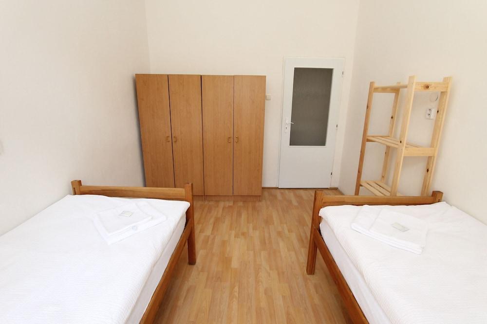 Zizka Home Apartments