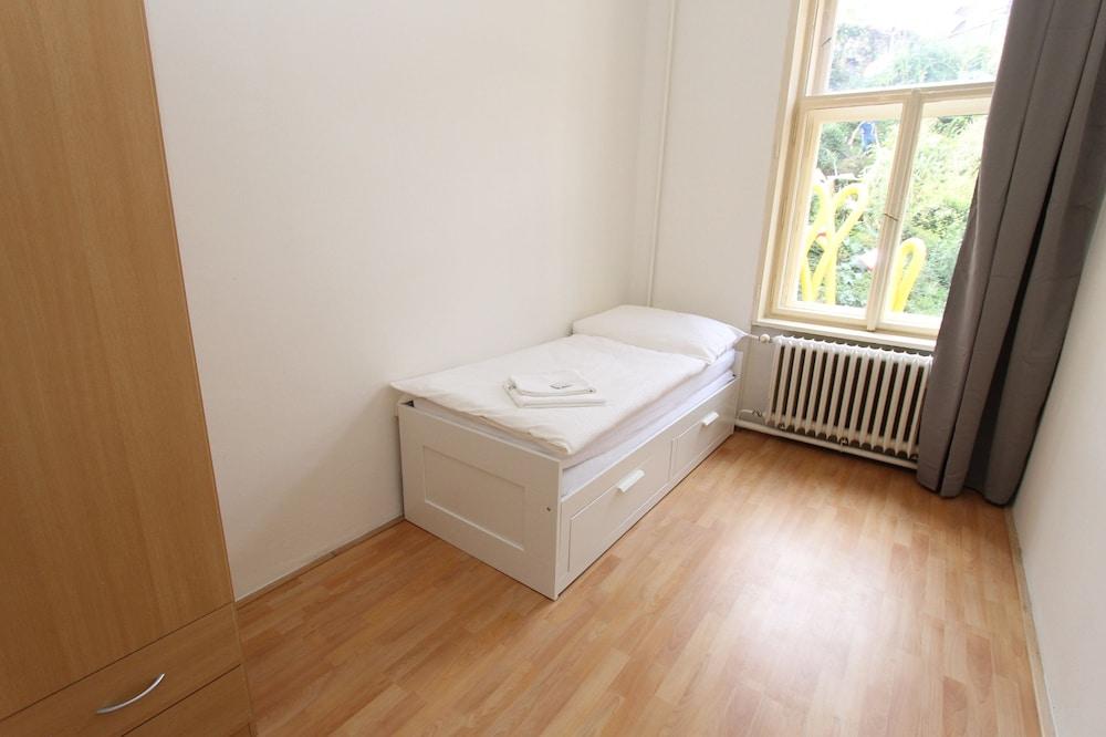 Zizka Home Apartments