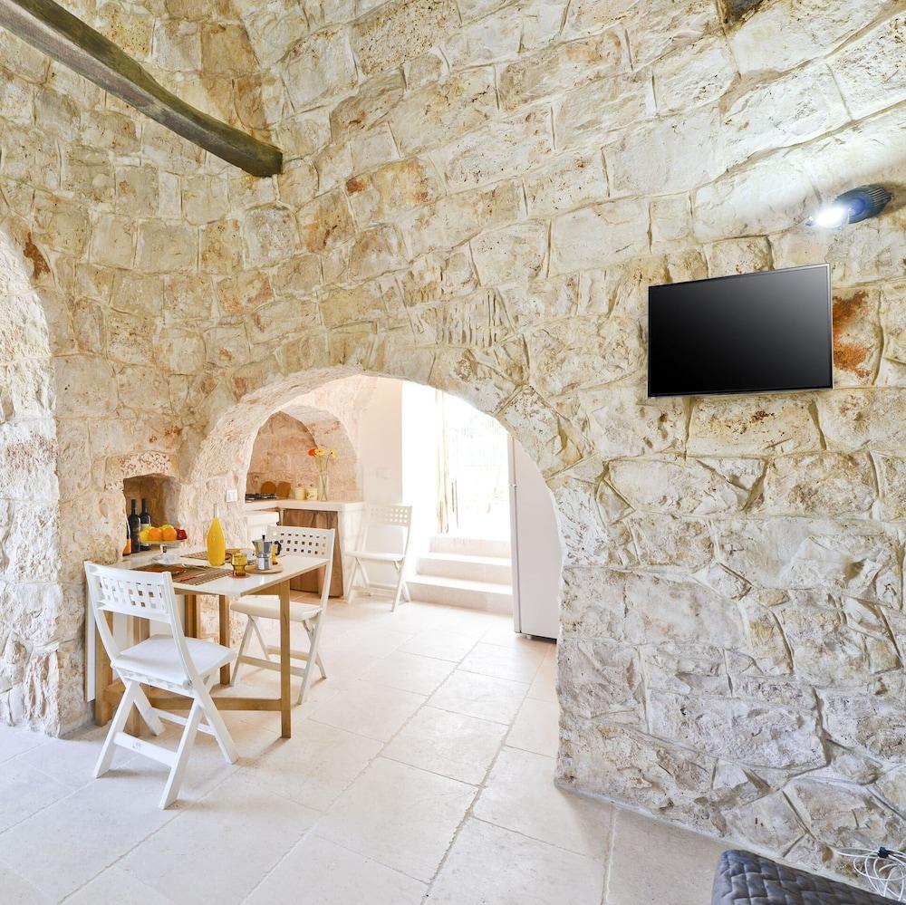 I Trulli del Ciliegio con giardino