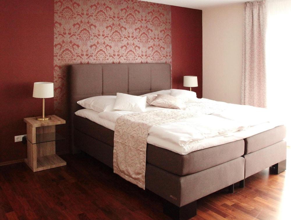 Lamex Inn Hotel & Restaurant