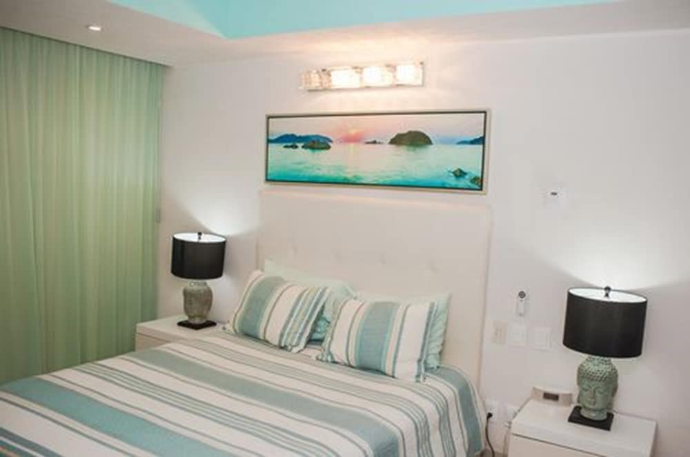 Grand Venetian Condominium