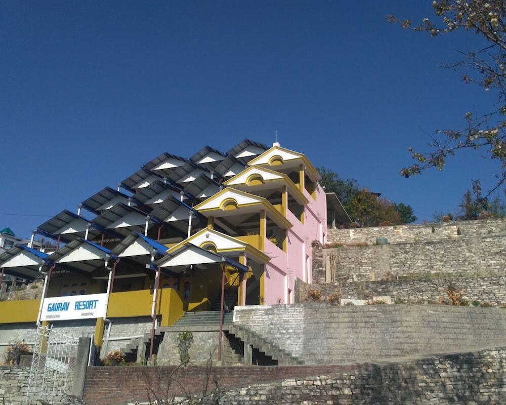 Gaurav Resort