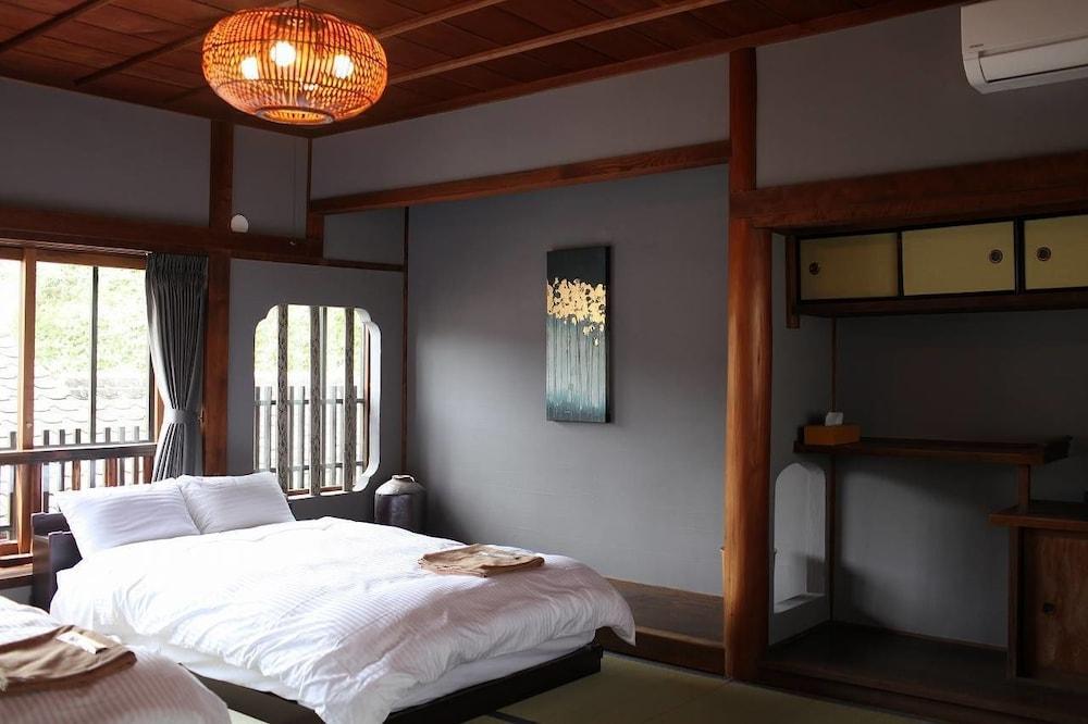 Guest House LAMP Iki - Hostel