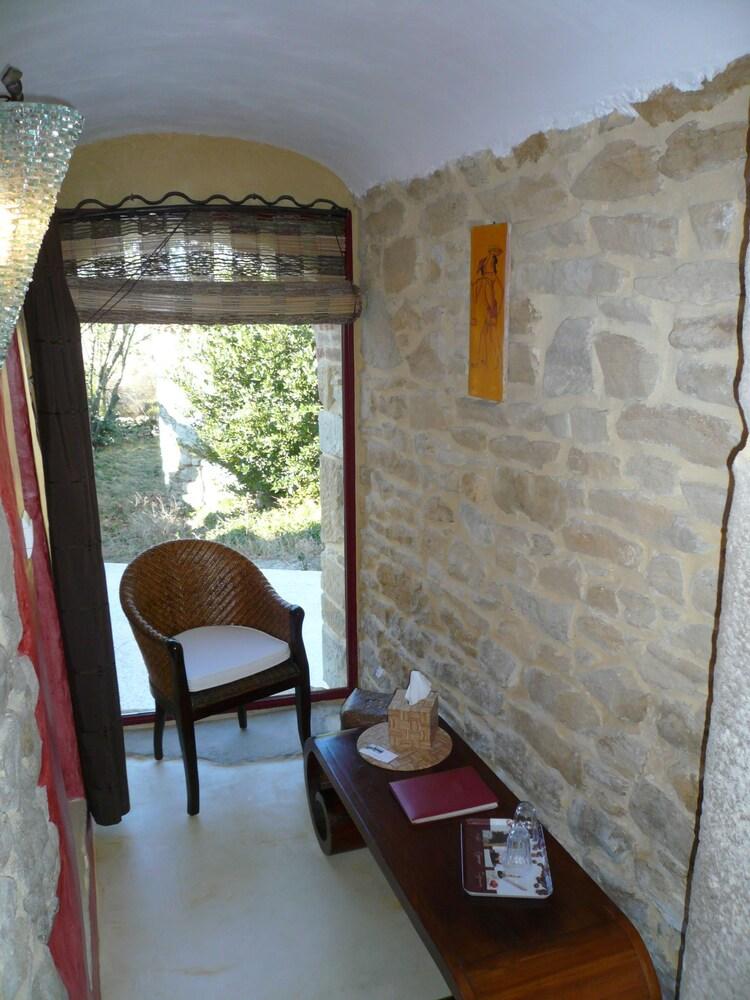 Moulin De Courlas - Chambres d'hôtes