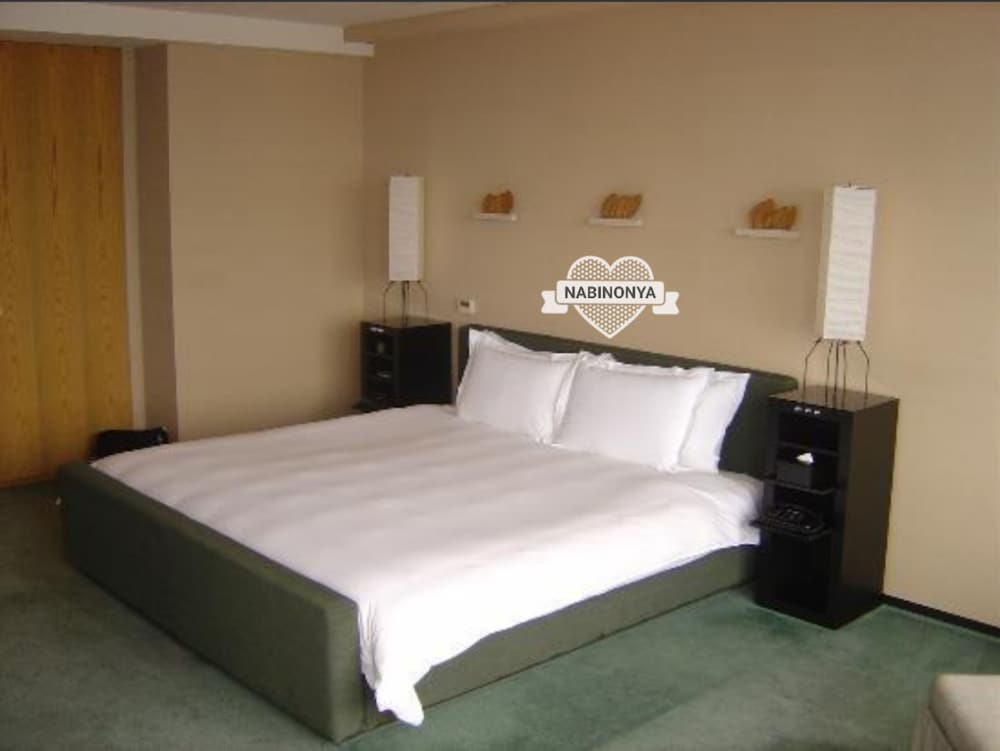 Nabinonya Resort Beach Hotel