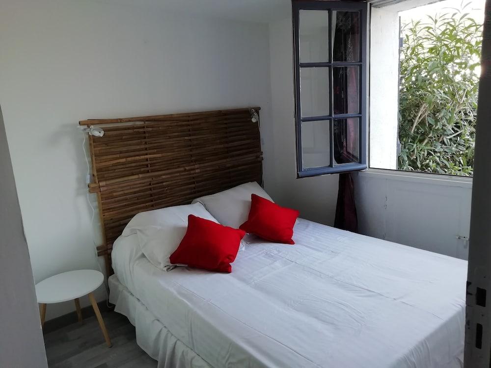 Le Mas Du Bijou Bleu