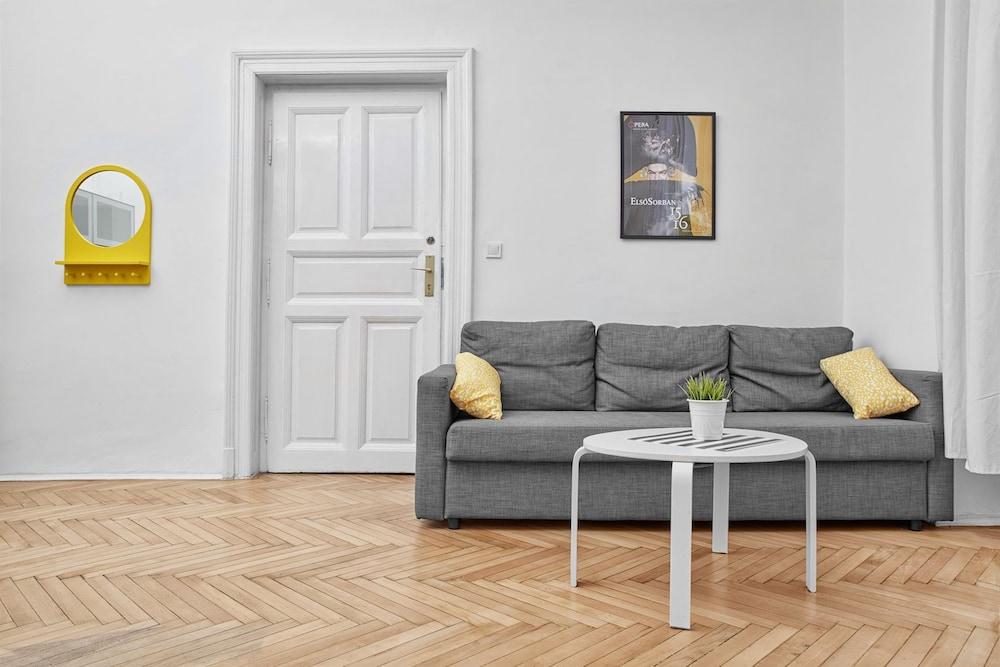 Legendary Ernesto II