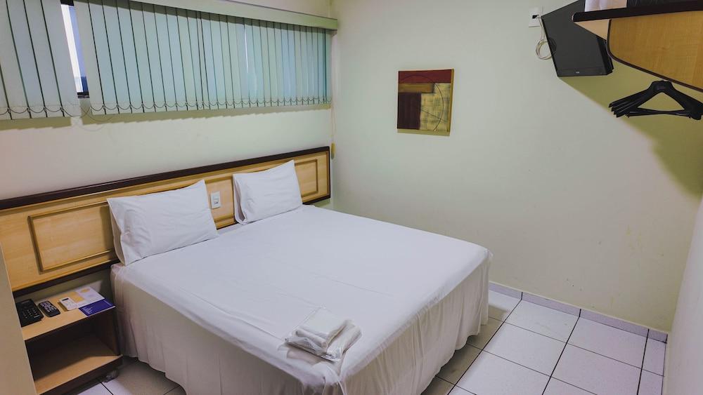 Larison Ji Parana Hotel