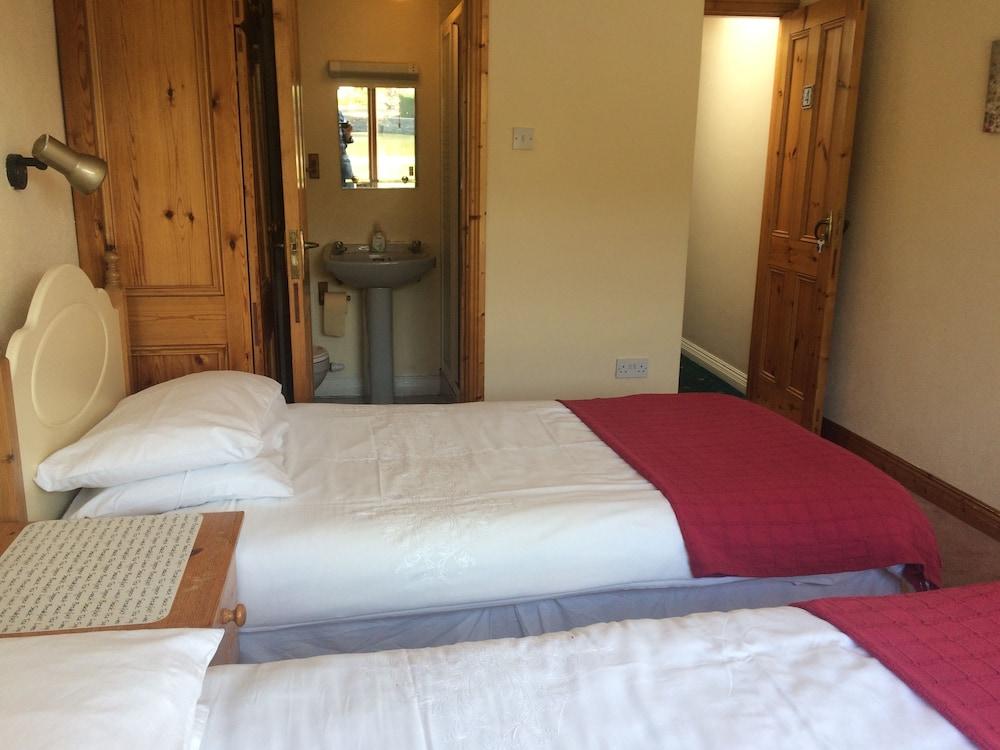 Caseys of Union Hall