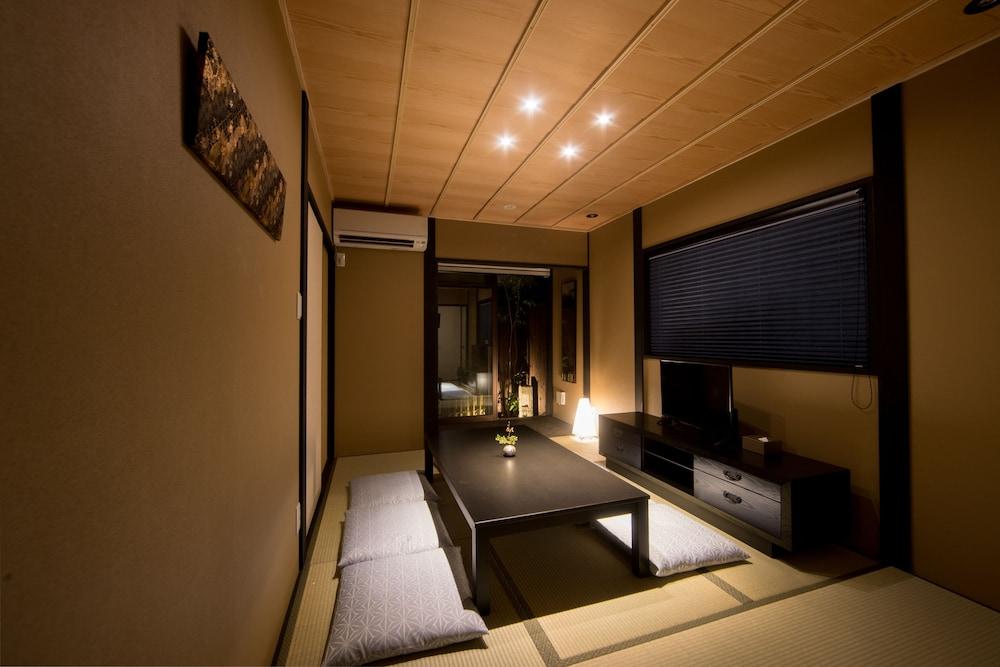 Rinn Kujofujinoki Central