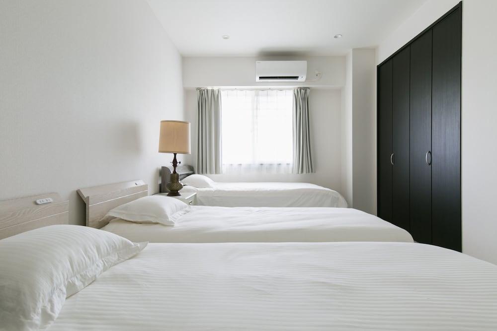 Hideout Okinawa Uruma