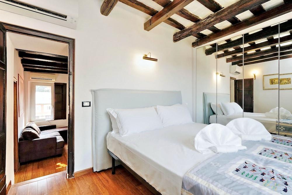 Garibaldi 2 - WR Apartments