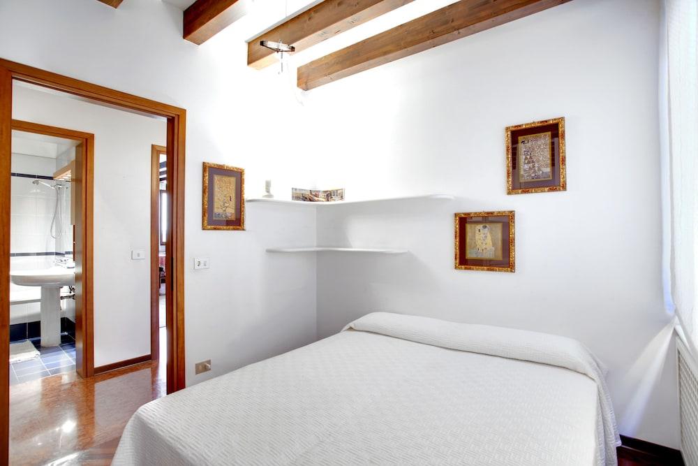 Marzo 22 - WR Apartments