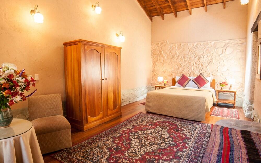 Willka T'ika Essential Wellness