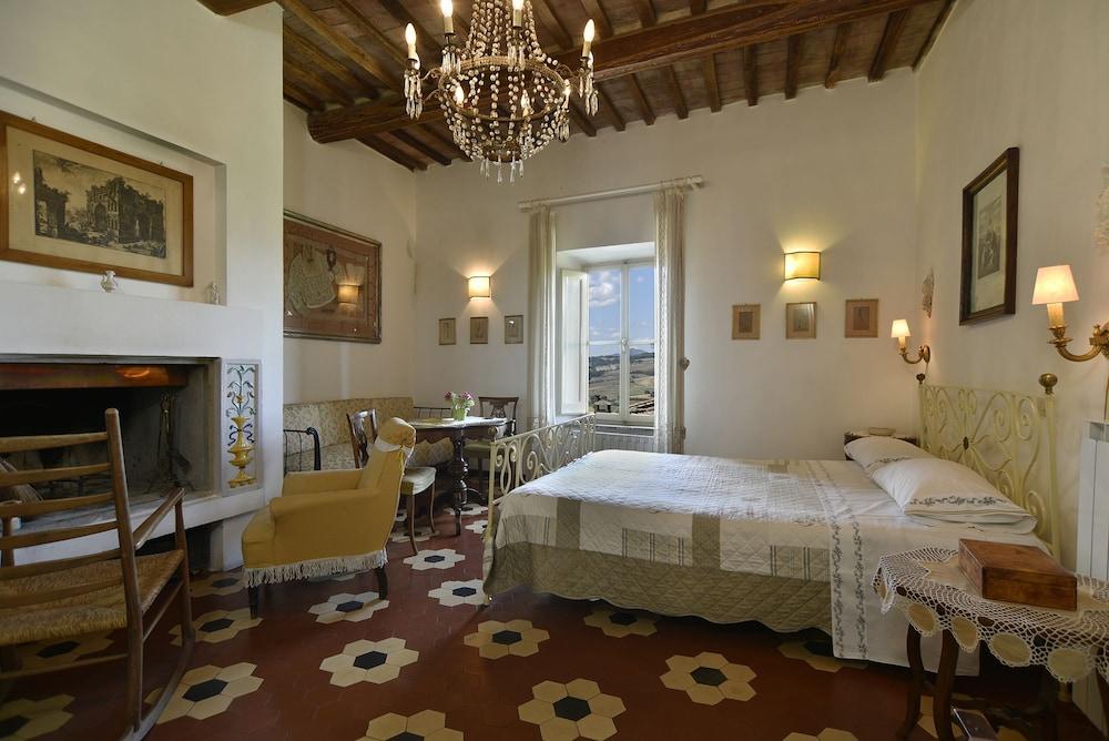 Castello Di Proceno Albergo Diffuso