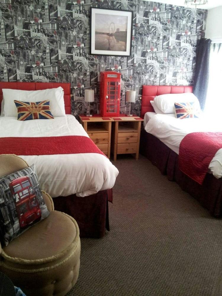 The New Chelvedon Hotel