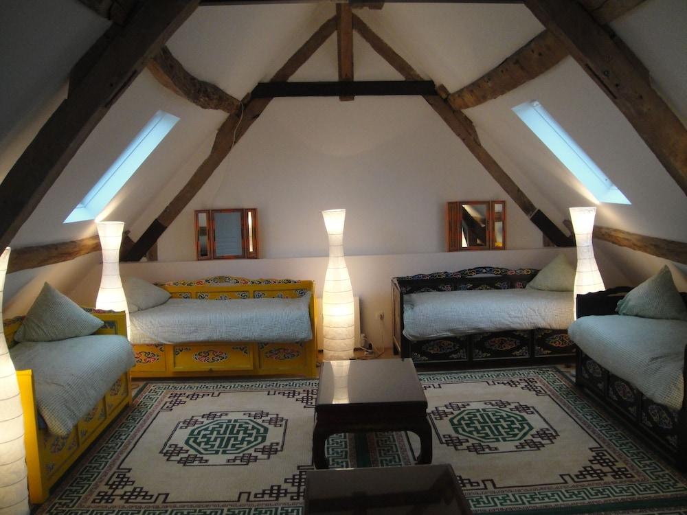 Nomade Lodge - Bed & Breakfast