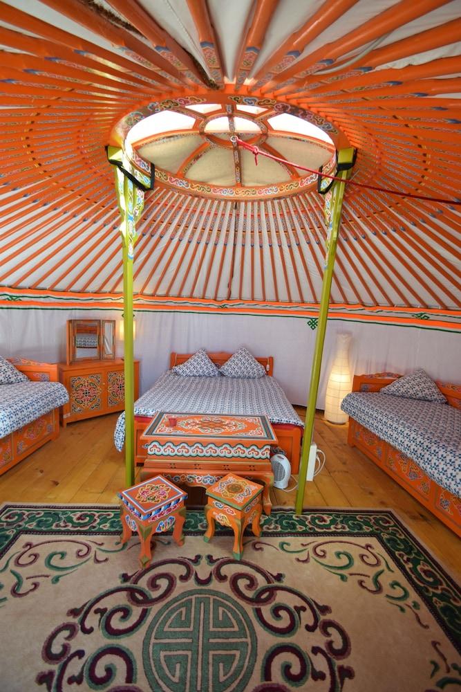 Nomade Lodge - Yourtes