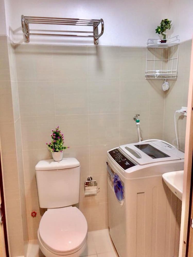 Luxury Condo Shore Residences