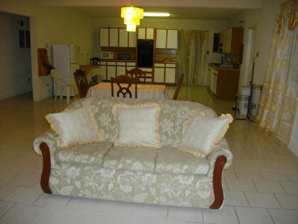 Angela Vacation Home