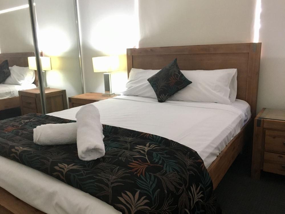 CHA Private Apts Aruba Beach